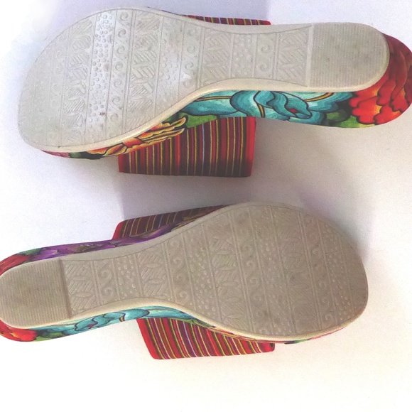 Xhantae Colorful flower stripe slingbacks - Picture 2 of 4